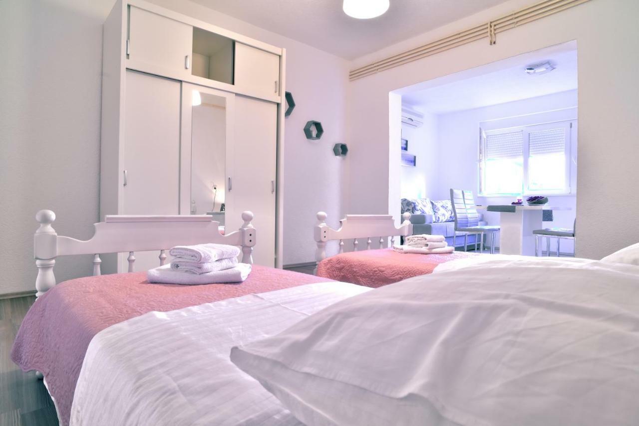 Apartament Red Rose Split