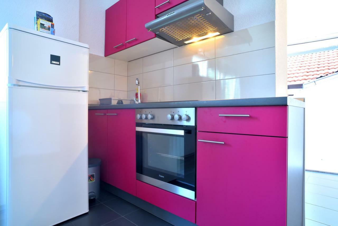 Apartament Red Rose *