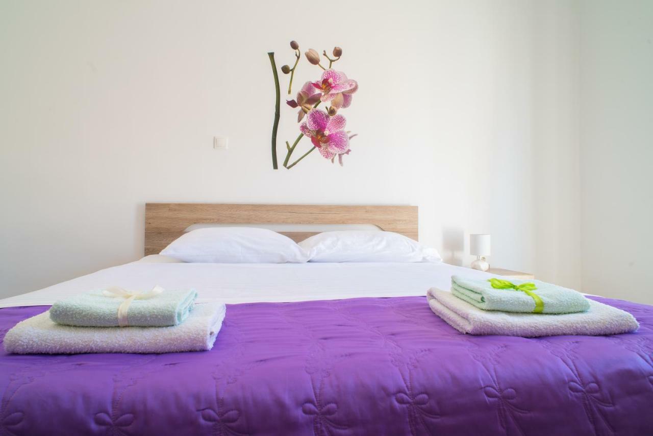 Red Rose Apartament *